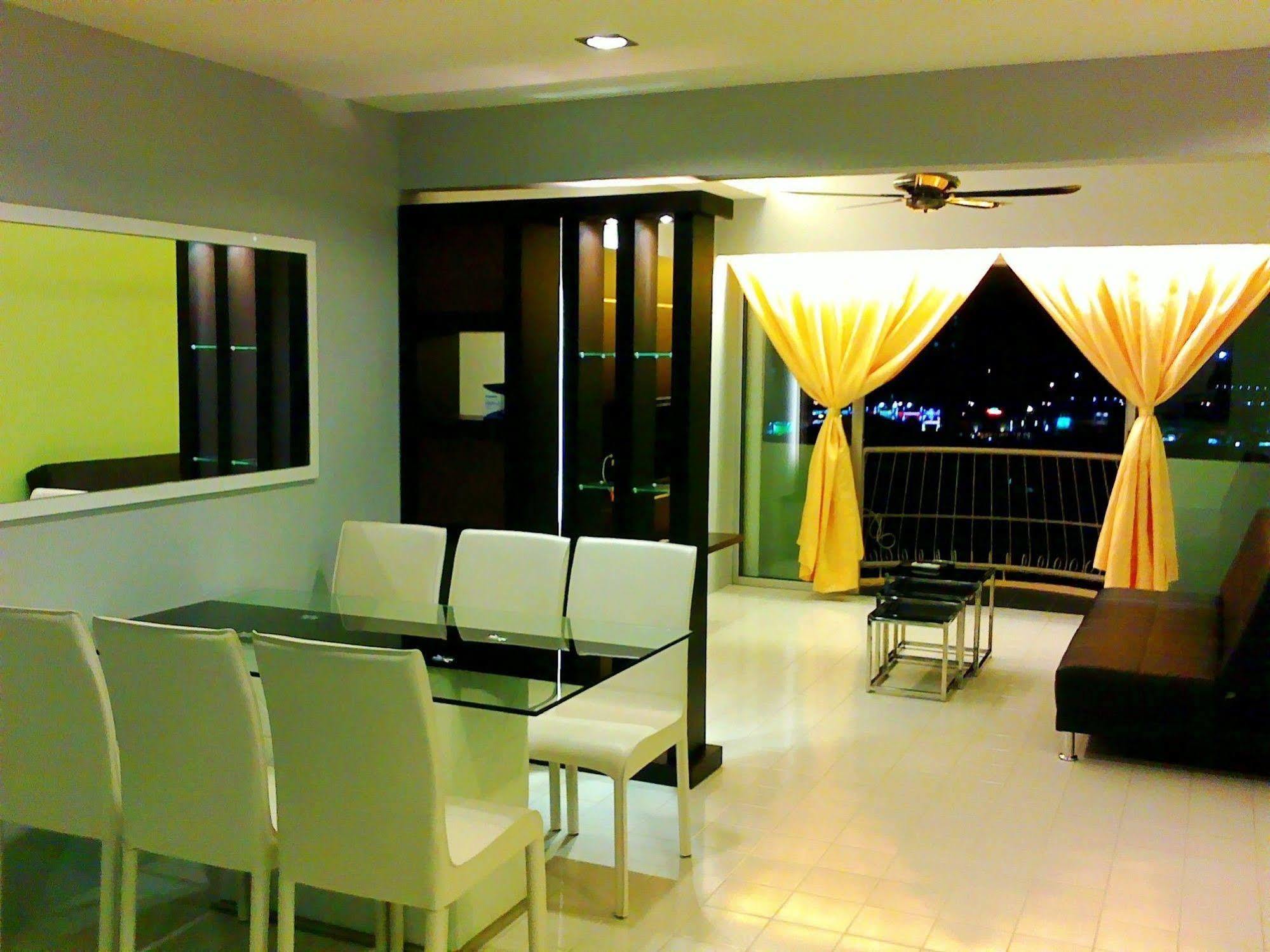 Malacca Hotel Apartment Zewnętrze zdjęcie